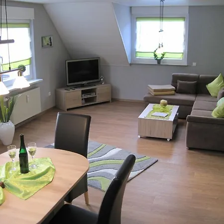 B&u Fewo Scherhag Apartment